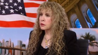 Stevie Nicks Says She Didn’t Vote Until She Was 70: ‘I Regret That’ | Video